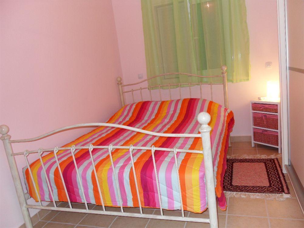 Omorfi Poli 120 sqm Apartment Nauplion Exterior foto
