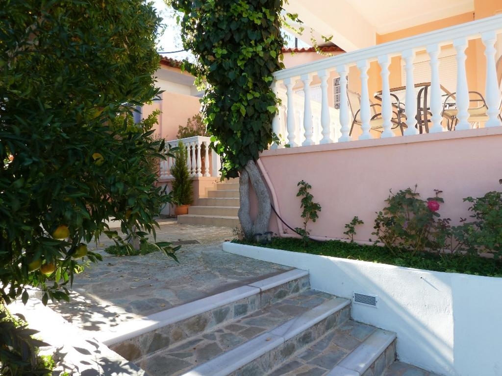 Omorfi Poli 120 sqm Apartment Nauplion Exterior foto