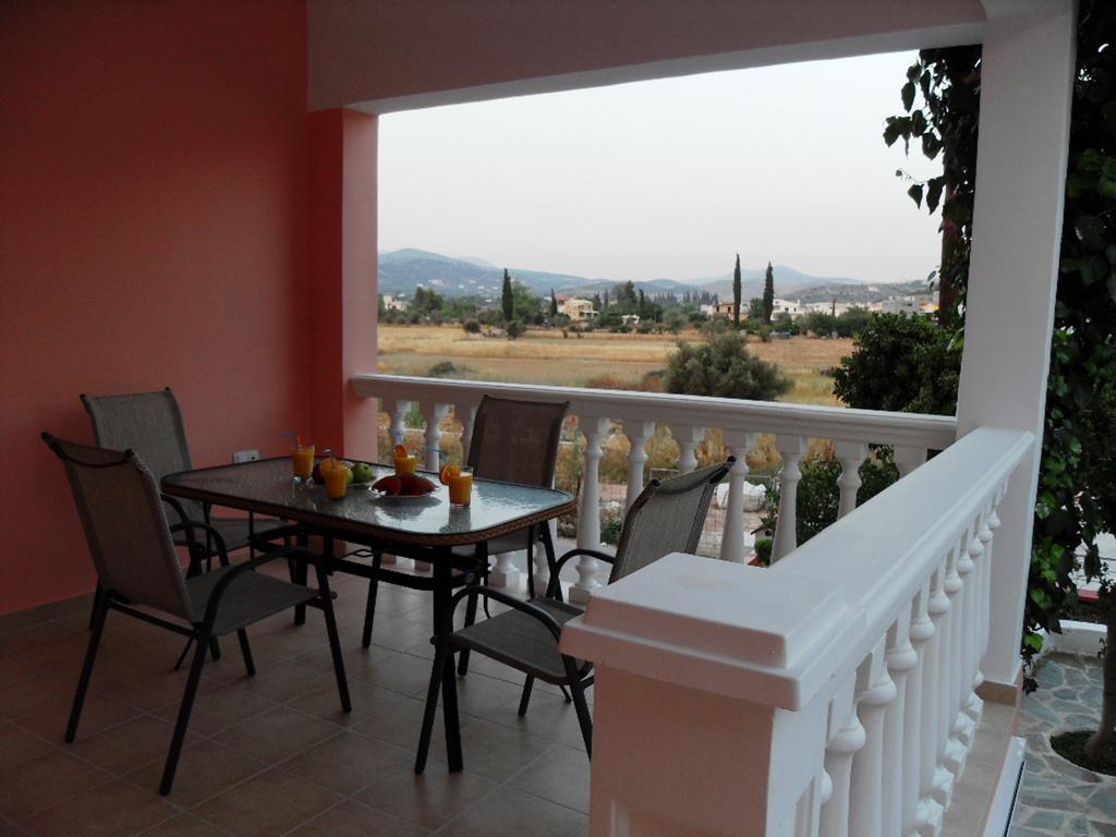 Omorfi Poli 120 sqm Apartment Nauplion Exterior foto